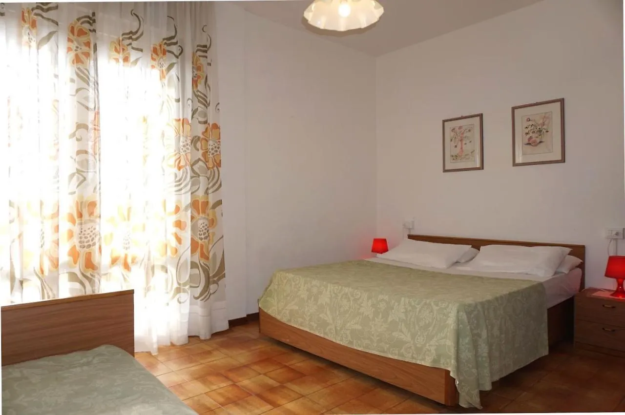Apartment By The Beach In A Residence With Pool Porto Santa Margherita di Caorle