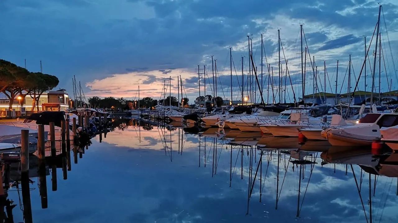Apartment By The Beach In A Residence With Pool Porto Santa Margherita di Caorle Italy